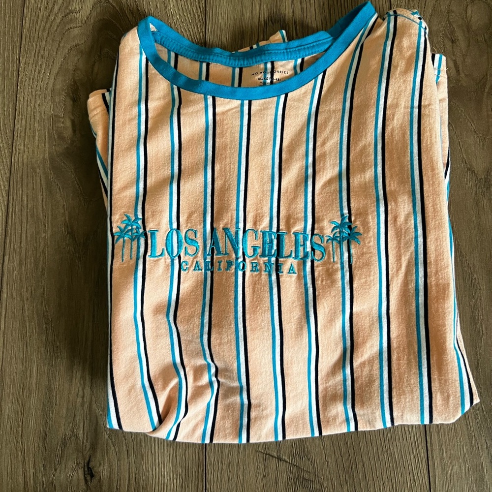 Bold Turquoise Striped Graphic Tee | Men’s XL | Streetwear Vibes